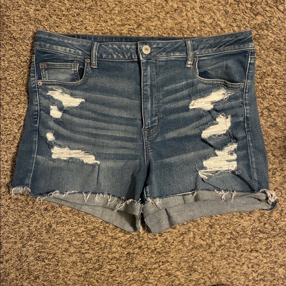 American Eagle hi rise shortie distressed -size 18